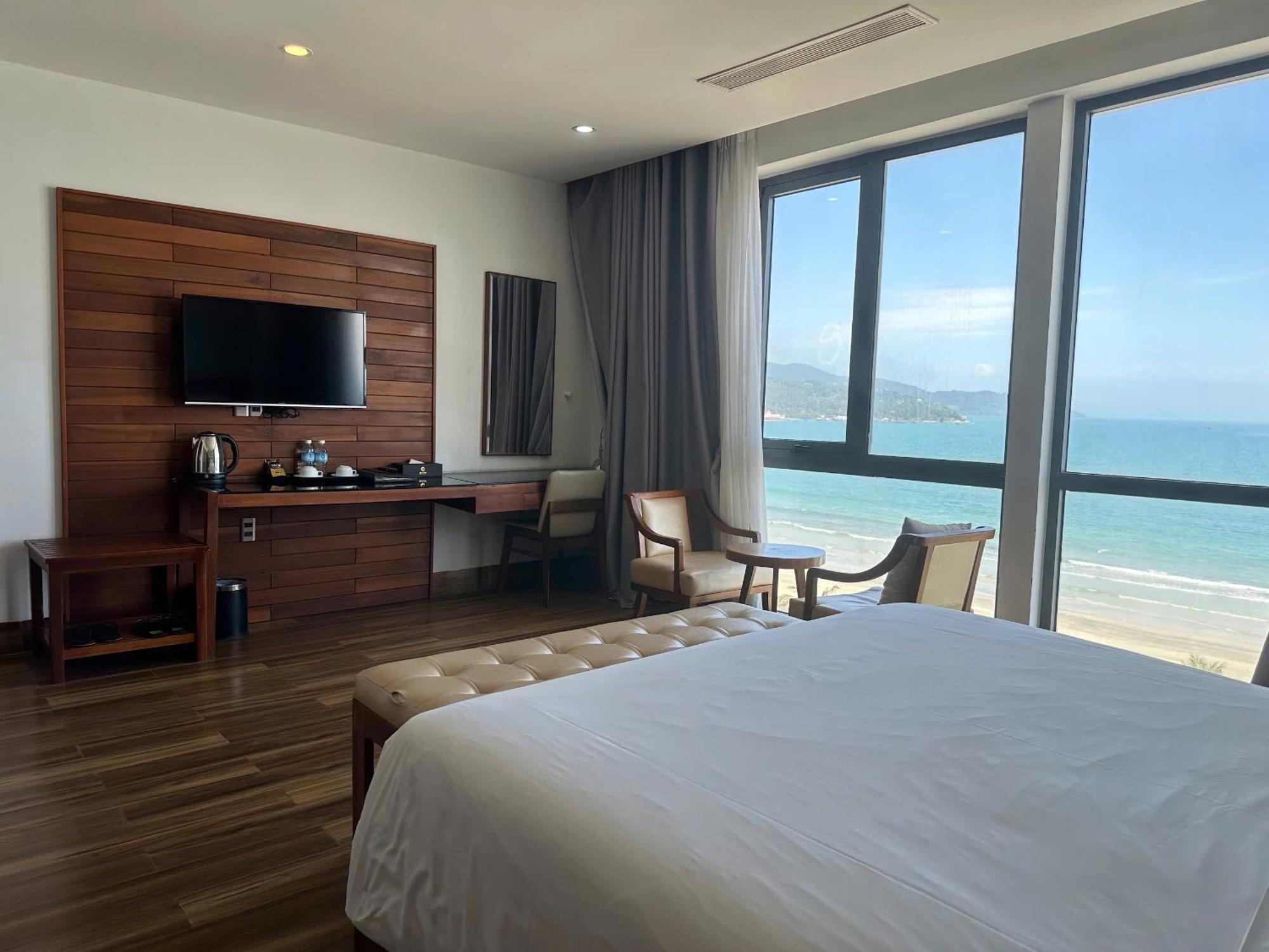 Alisia Beach Hotel Da Nang Dış mekan fotoğraf